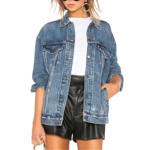 • Levi’s Oversized Denim Jacket •